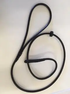 Line m. halsbånd, rundlæder, 6 mm x 150cm - sort - Hundeudstilling